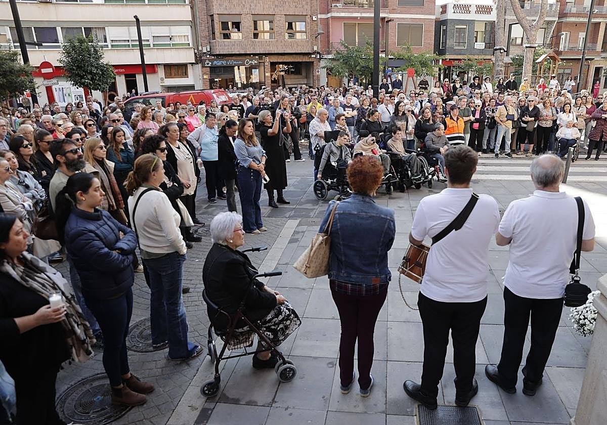 Concentración de vecinos en Albal el pasado 29 de octubre.