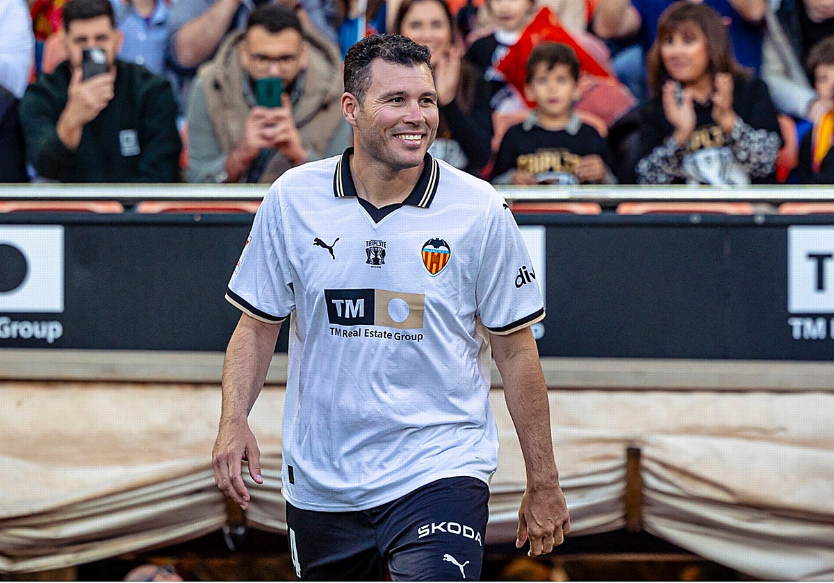 David Navarro, durante un partido conmemorativo del Valencia.