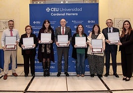 Los distinguidos en la ceremonia.