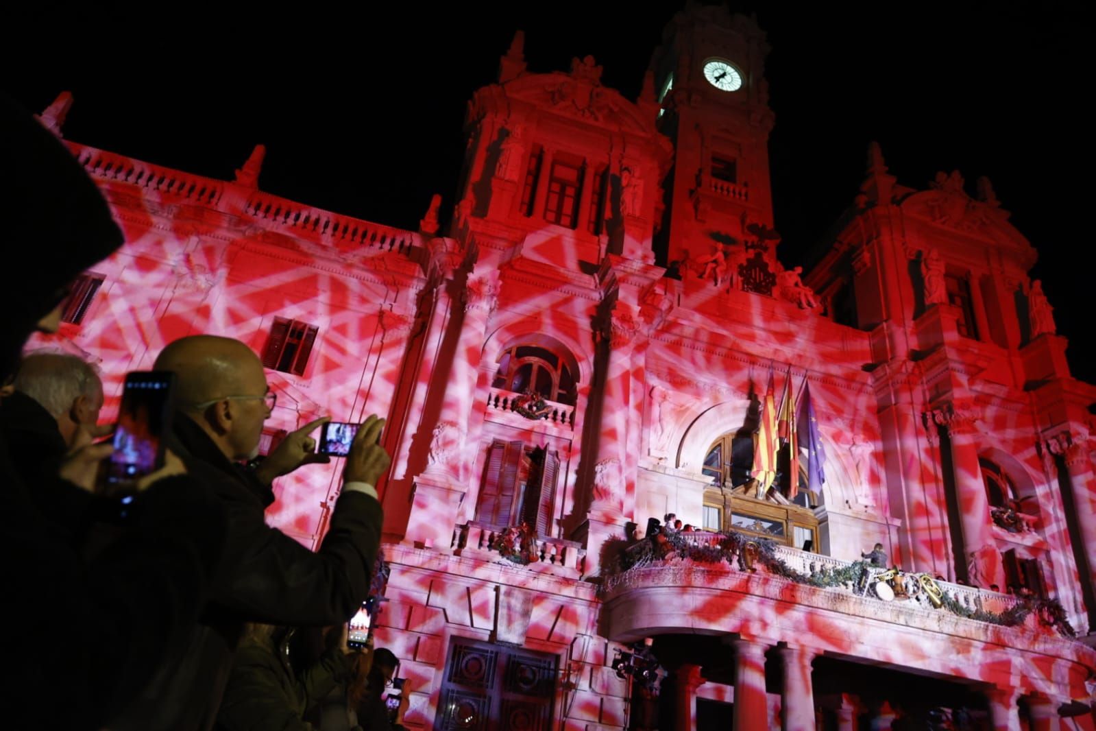 FOTOS | Así ha sido el encendido de luces de la Navidad 2025 en Valencia