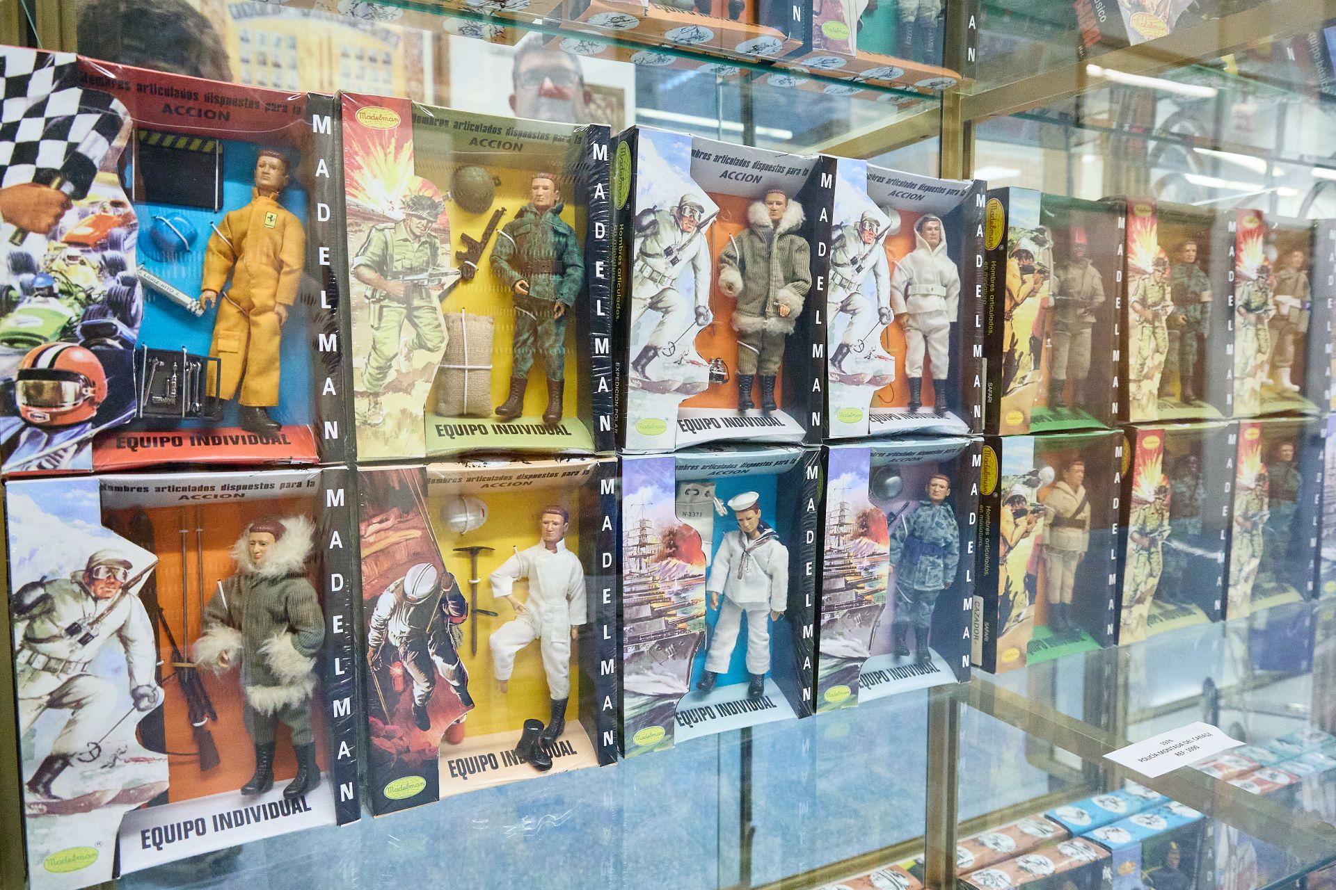 FOTOS | Así es la colección del guardián valenciano de los Madelman