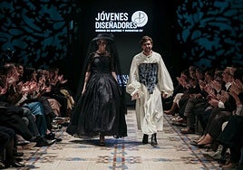 Cazadoras bomber o biomateriales, los protagonistas de la Semana de la Costura se suman a la innovación