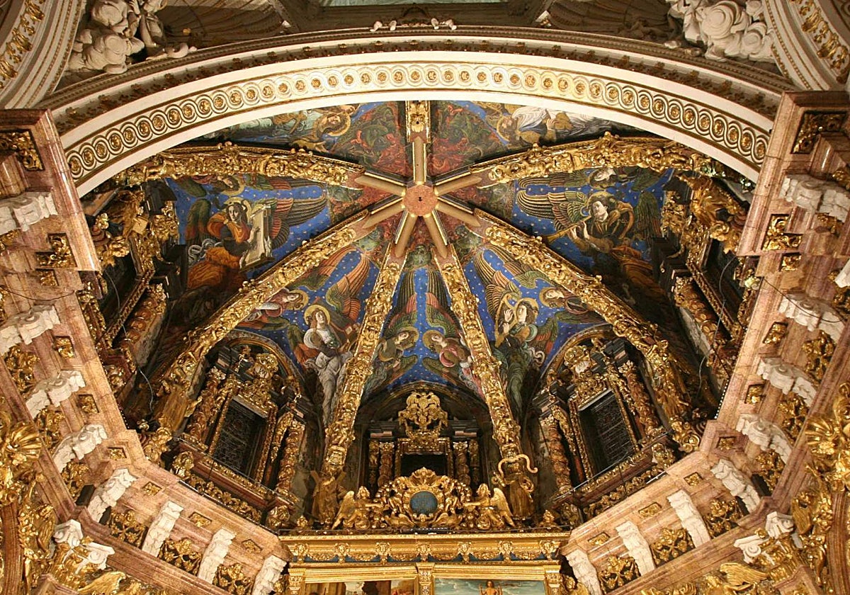 Frescos de los ángeles músicos de la Catedral de Valencia.