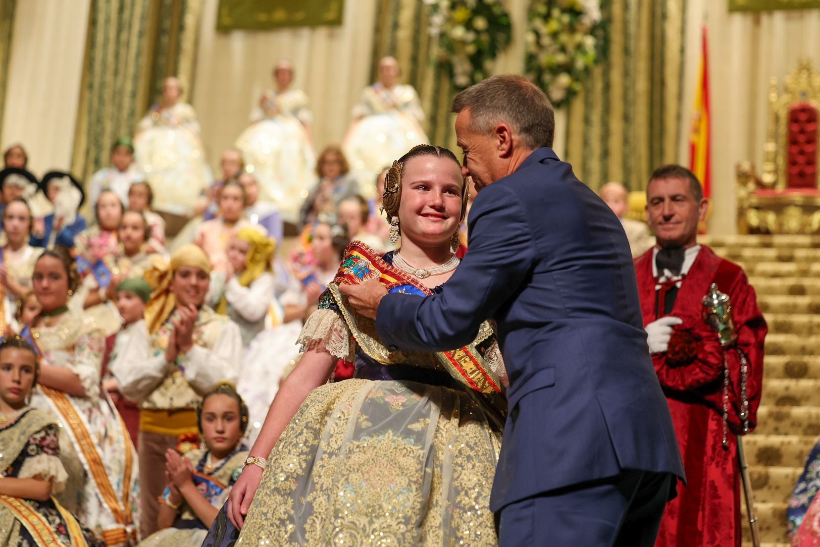 Así ha sido la visita de la fallera mayor infantil de Valencia a Burriana