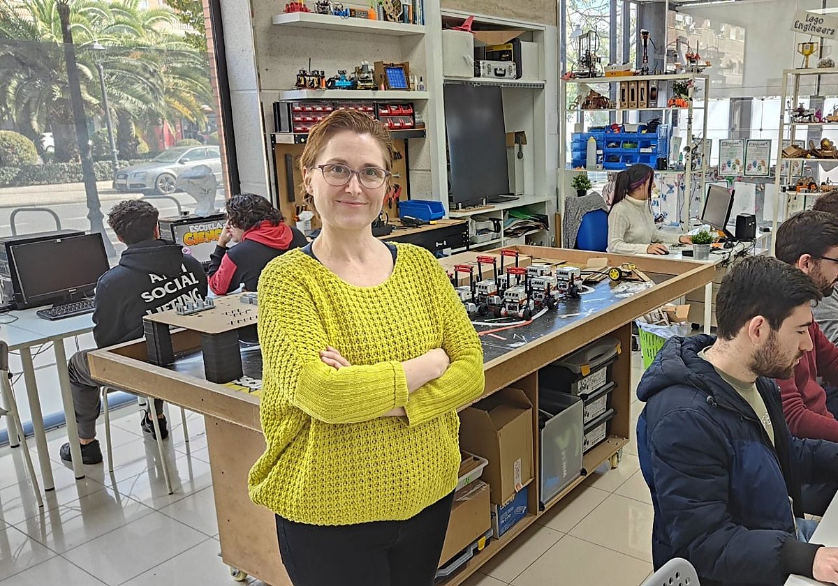 Imagen de Raquel Ibáñez, CEO y fundadora de Escuela de Ciencia y coorganizadora de la Jornada HispaRob
