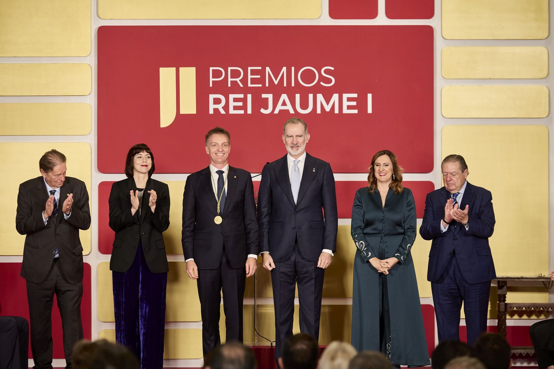 Fotos de la entrega de premios de los Jaume I en la Lonja de Valencia