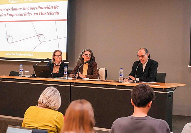 El acto se celebro como preámbulo a la demanda hostelera en Navidad.