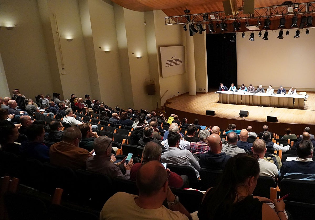 Una reunión de la junta central.