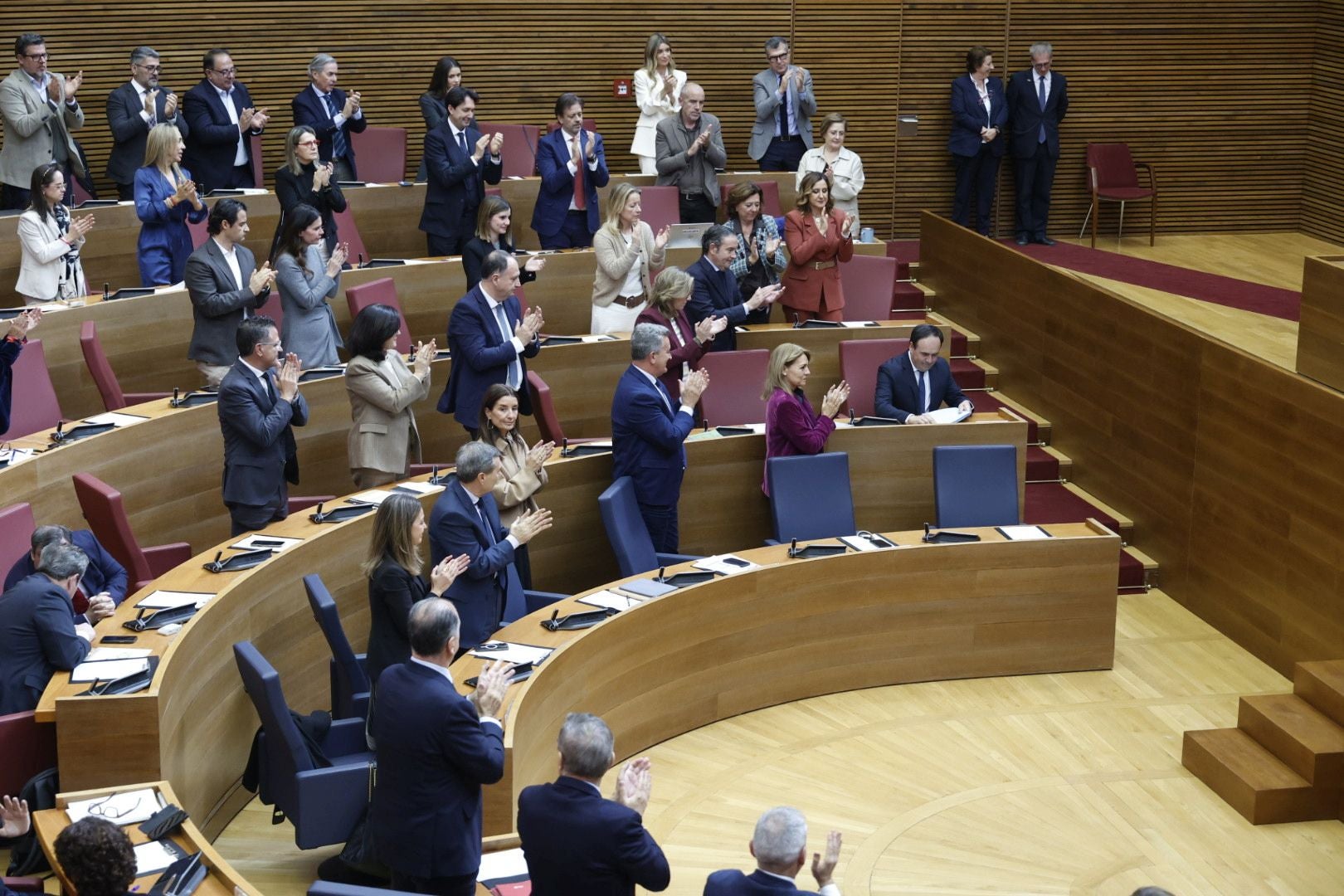 Fotos del debate de investidura de Juanfran Pérez Llorca como presidente de la Generalitat