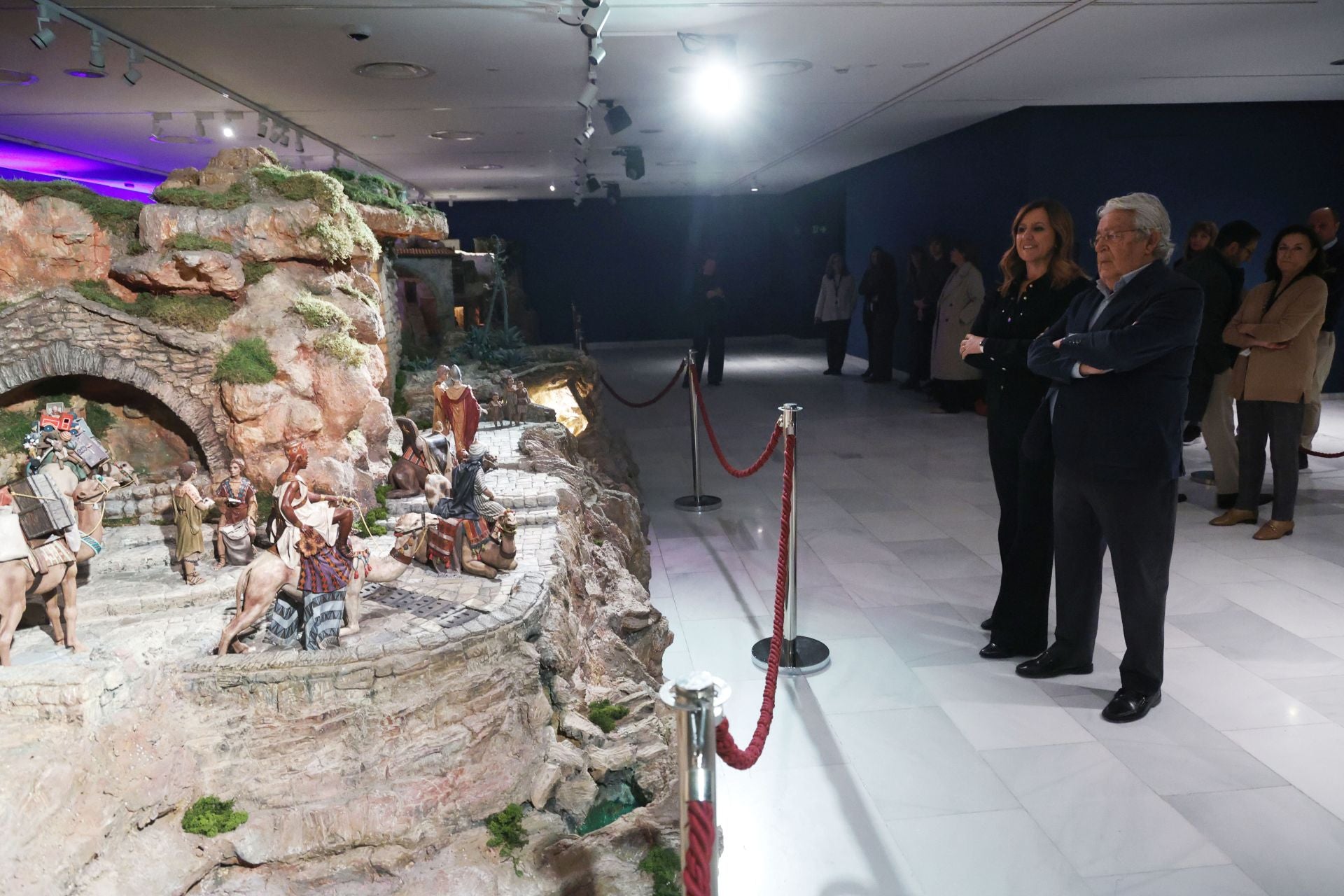 El belen de Bancaja con más de mil figuras de barro restauradas abre casi 20 años después