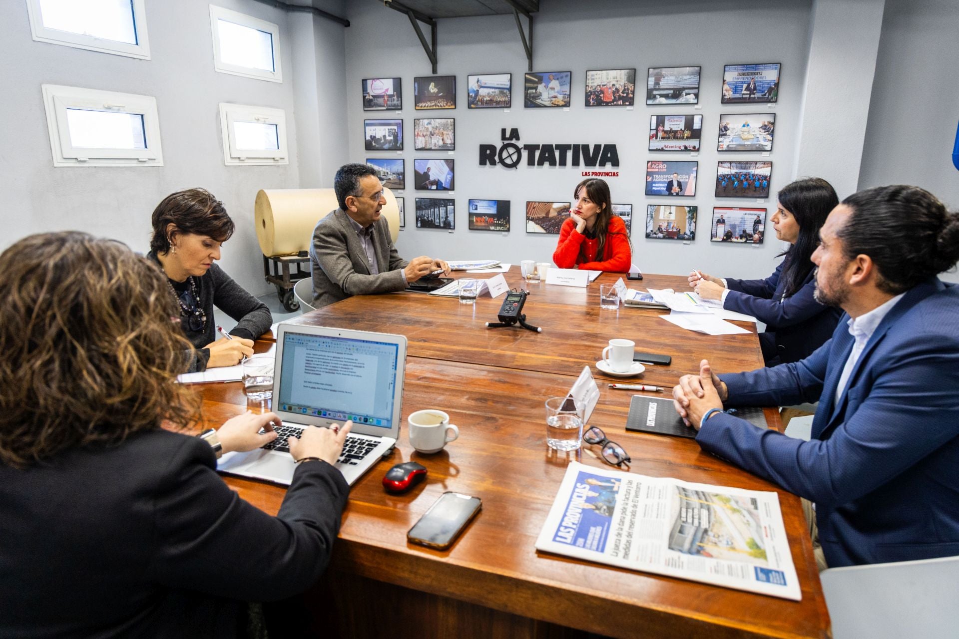 Cátedras donde la universidad se abre y la empresa escucha