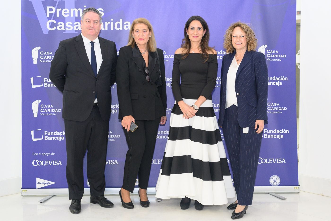 Las cenas de la semana tienen un fin social