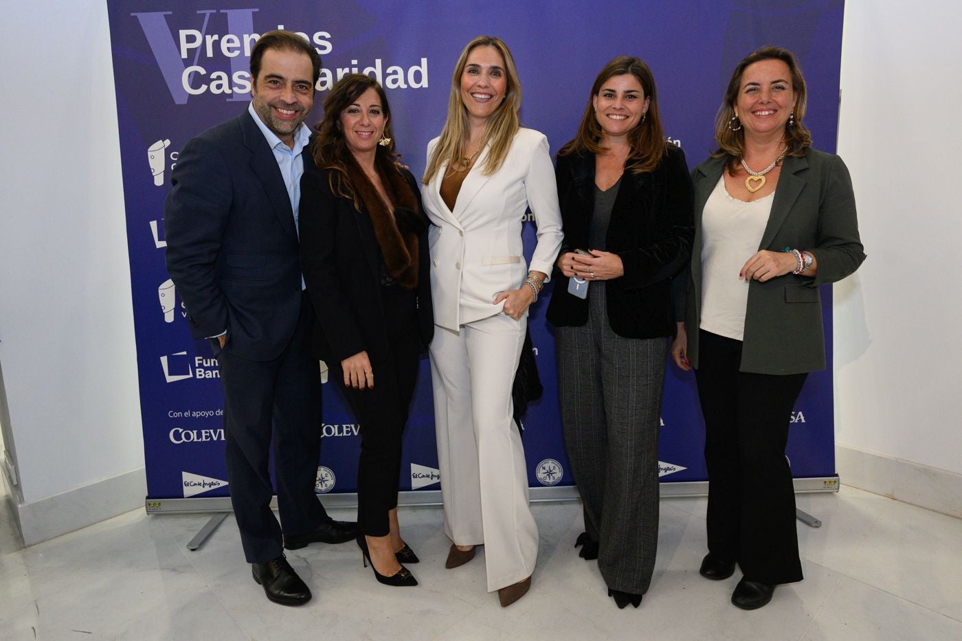 Las cenas de la semana tienen un fin social