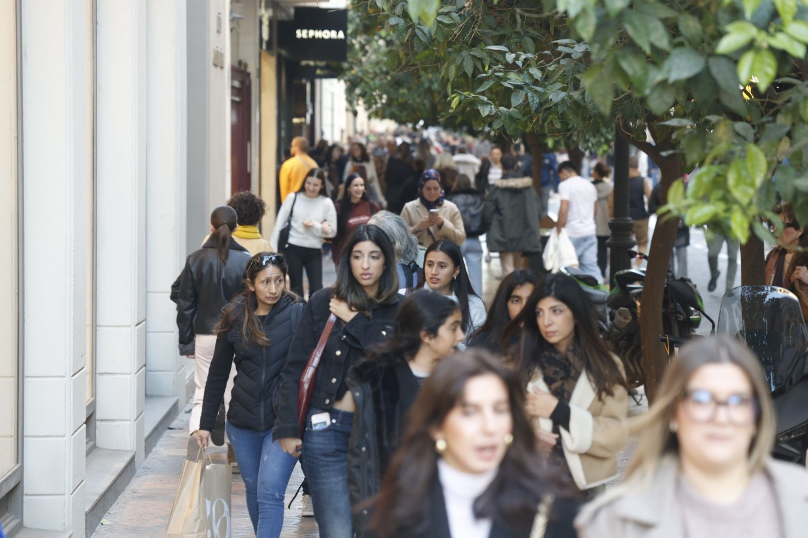 La fiebre por el Black friday en Valencia