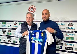 Mehdi Nafti, en su presentación en El Tolarín.