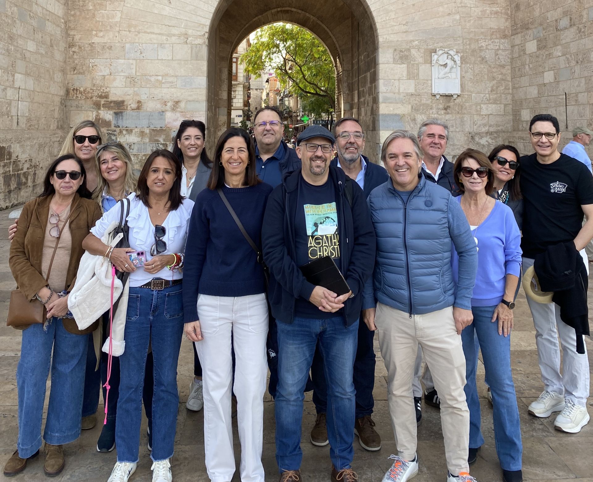 Viaje de Plumas y Cubiertos.