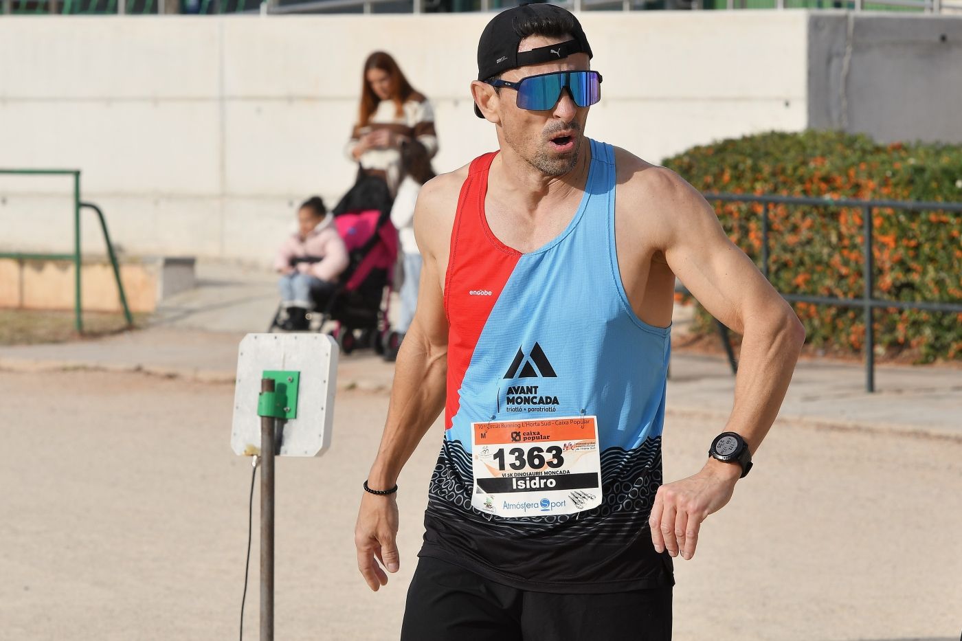 Búscate en la carrera dels Dinosauris en Moncada