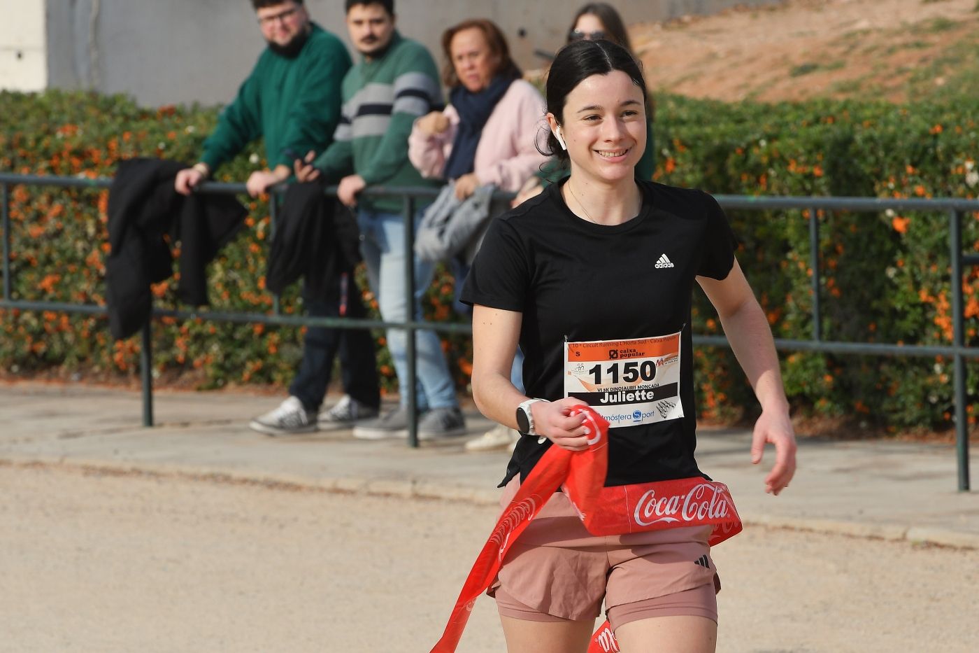 Búscate en la carrera dels Dinosauris en Moncada