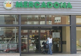 El bolígrafo mágico de Mercadona que arrasa: el truco para una manicura glaseada perfecta