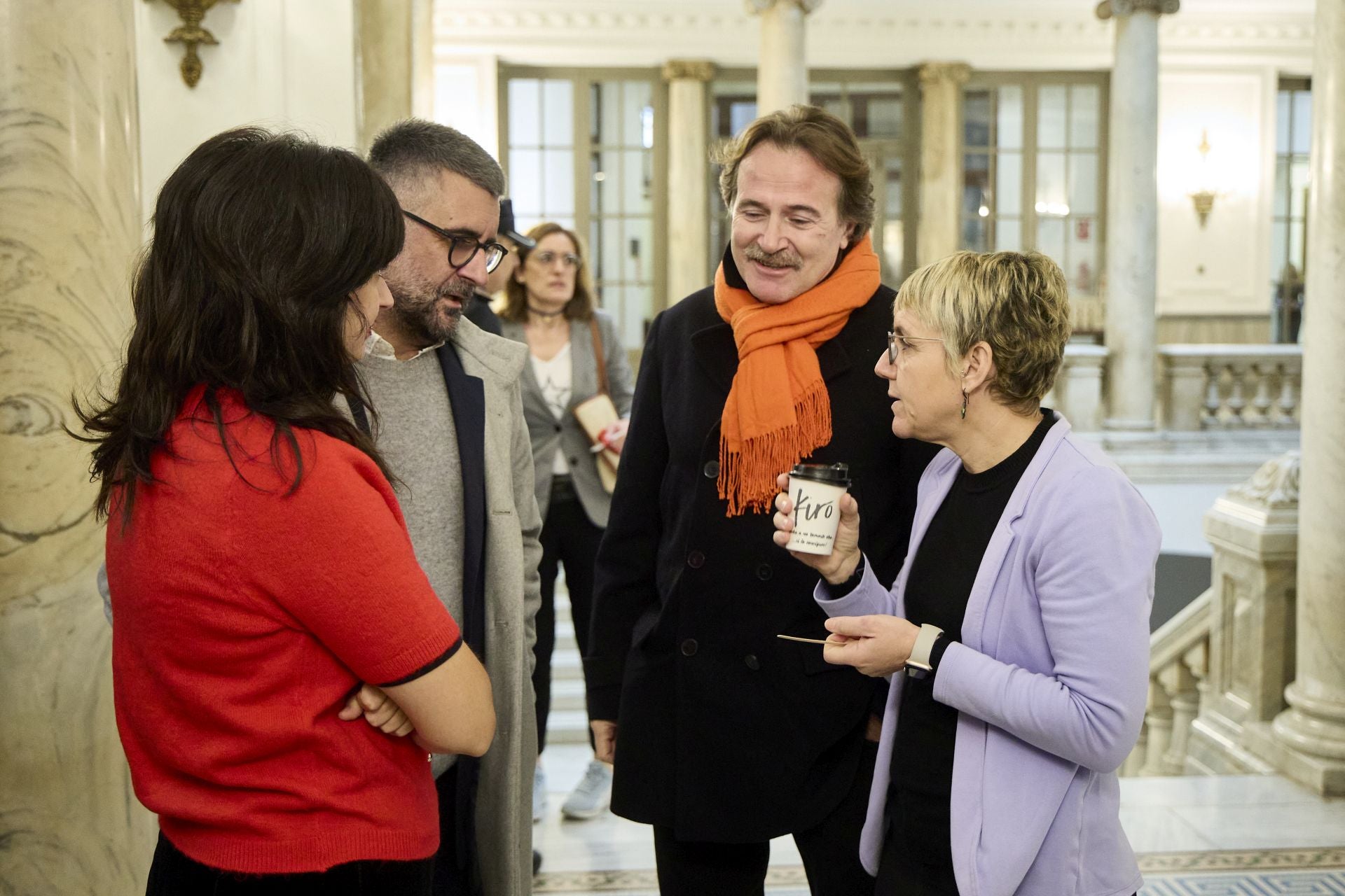 Pleno del Ayuntamiento de Valencia para debatir la implantación de la zona de bajas emisiones