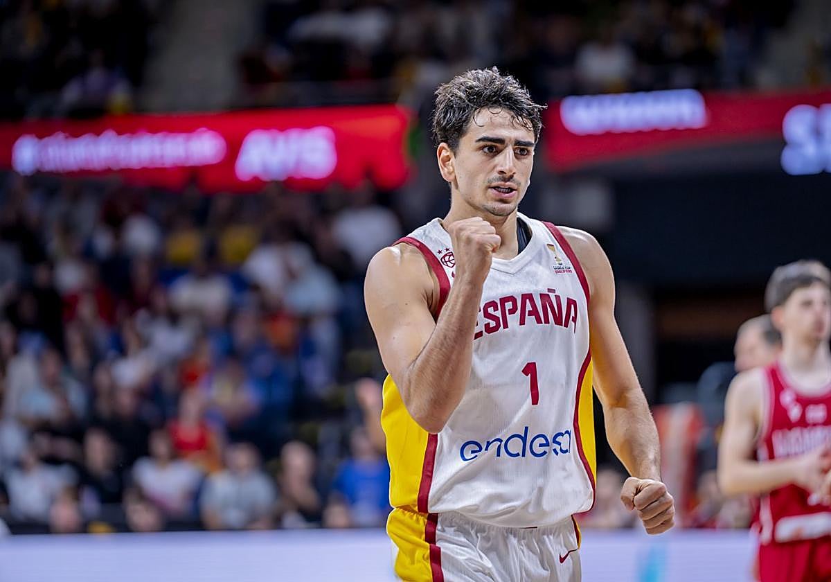 Álvaro Cárdenas celebra una acción durante el partido entre España y Georgia.