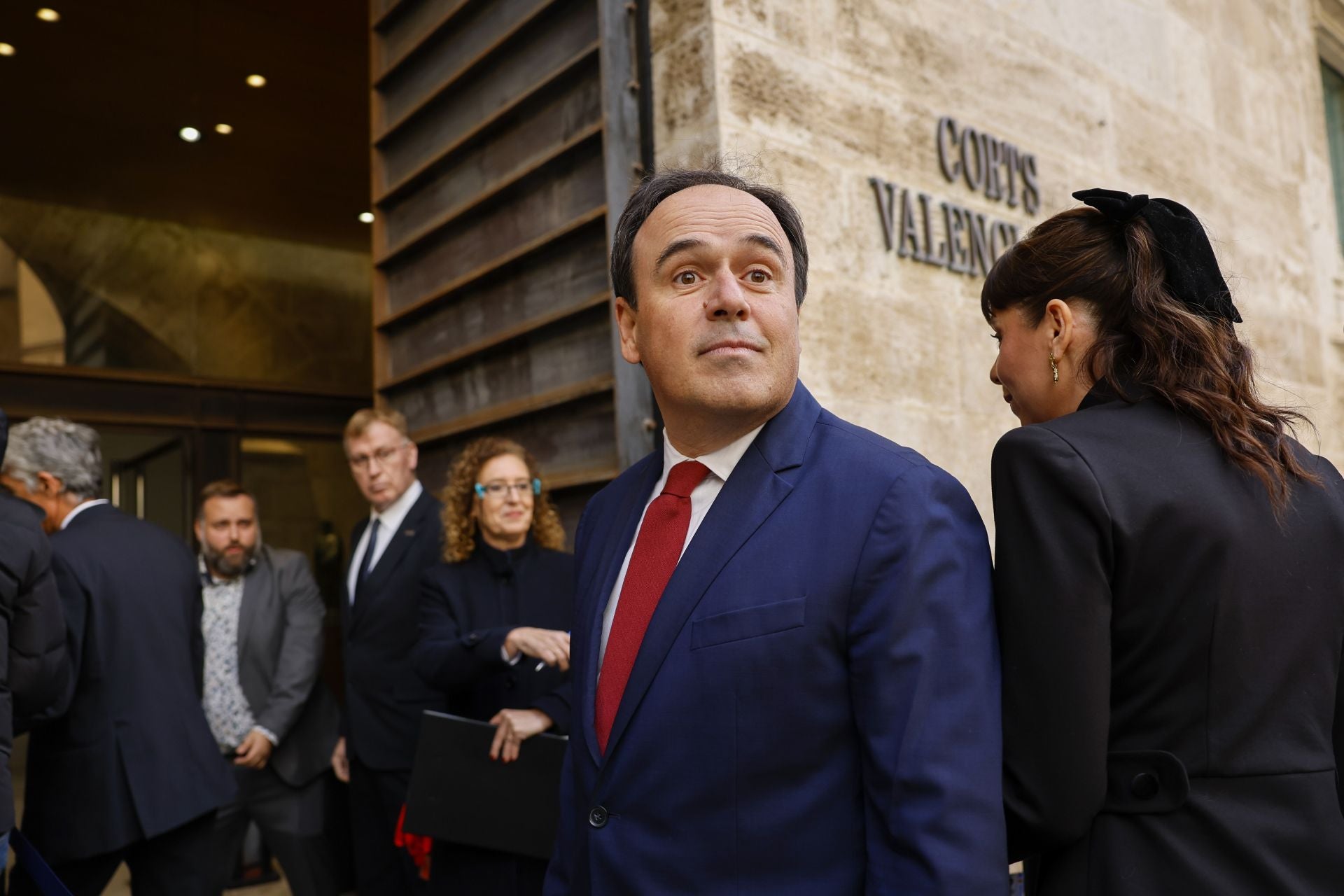 Fotos de la toma de posesión de Pérez Llorca como president de la Generalitat