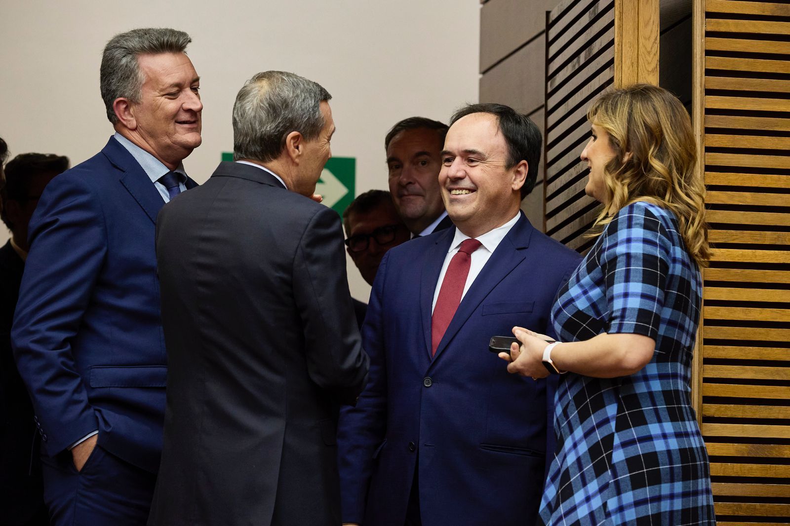 Fotos de la toma de posesión de Pérez Llorca como president de la Generalitat