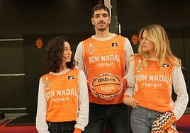 Jersey y bufanda de Navidad del Valencia Basket.