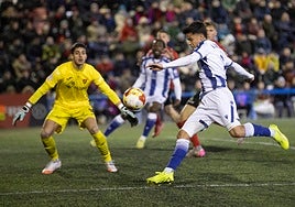 Brugui asiste para el gol de Koyalipou.