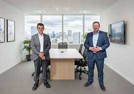 Enrique Bayonne y Ricardo Romaguera, director y presidente del Clúster de Energía de la Comunitat Valenciana, respectivamente.