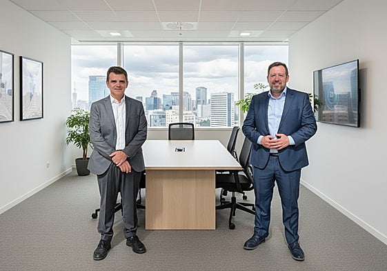 Enrique Bayonne y Ricardo Romaguera, director y presidente del Clúster de Energía de la Comunitat Valenciana, respectivamente.