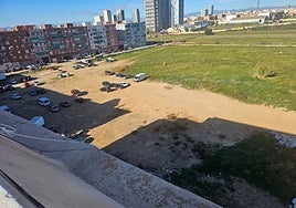 Solar de la calle Manuel Iranzo, en Valencia con vistas desde Alfafar.