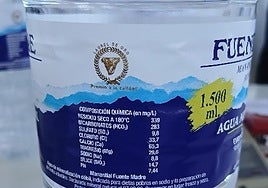 Alerta alimentaria en España en botellas de agua mineral por una bacteria que puede causar infecciones