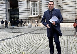 El alcalde Adsuara, antes de la presentación en Madrid.