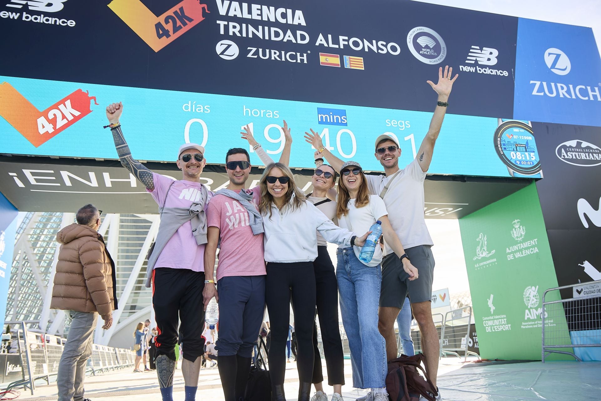FOTOS | La Ciudad de las Artes y las Ciencias la víspera del Maratón de Valencia 2025