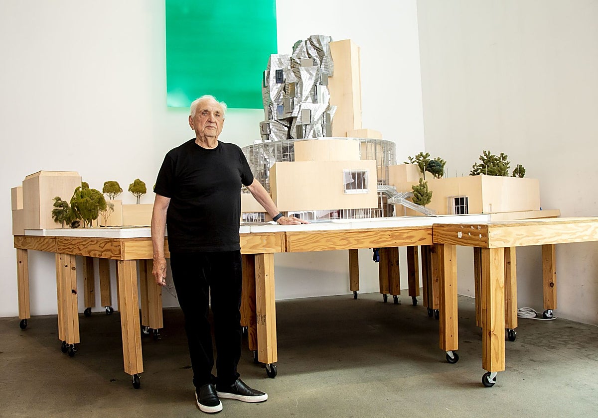 El arquitecto Frank Gehry en su estudio de Los Ángeles.