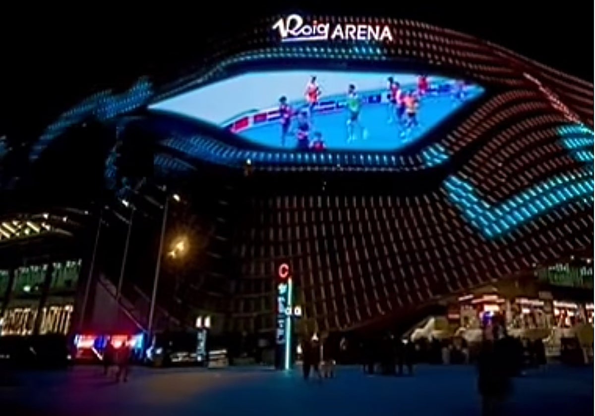 El Roig Arena se viste del Maratón Valencia.