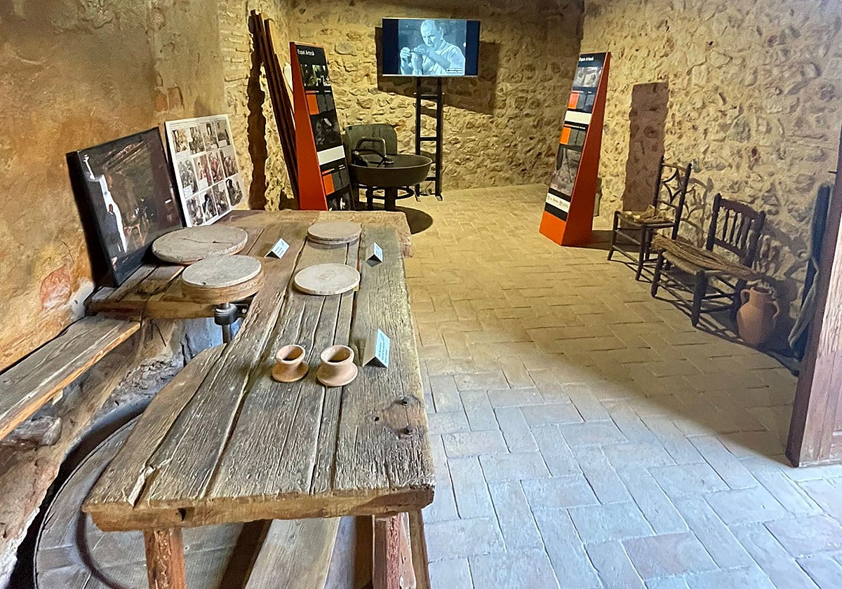 La casa museo del último ceramista, con todo lujo de detalles, es el gran atractivo turístico y cultural de Potries.