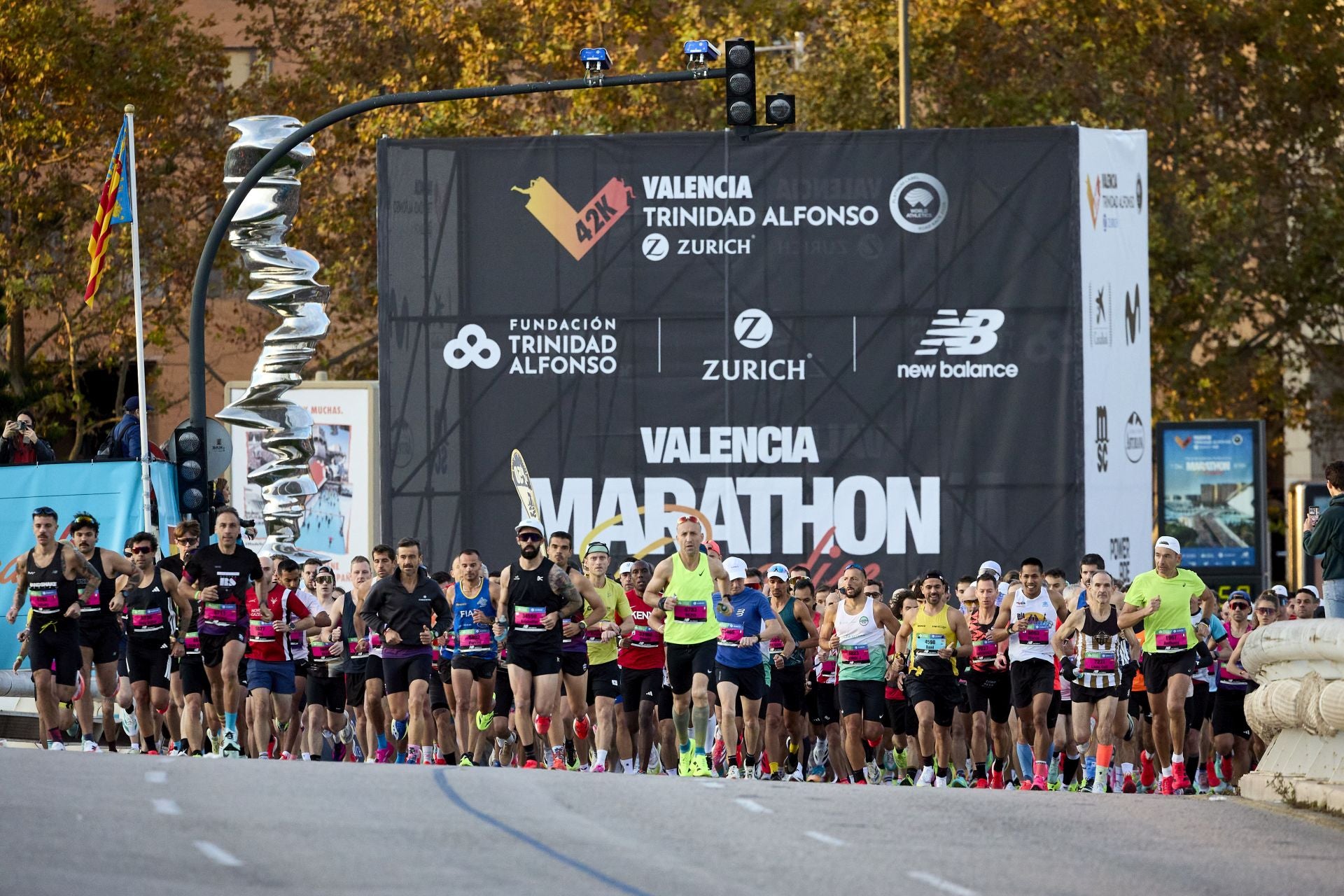 Búscate en el Maratón de Valencia 2025