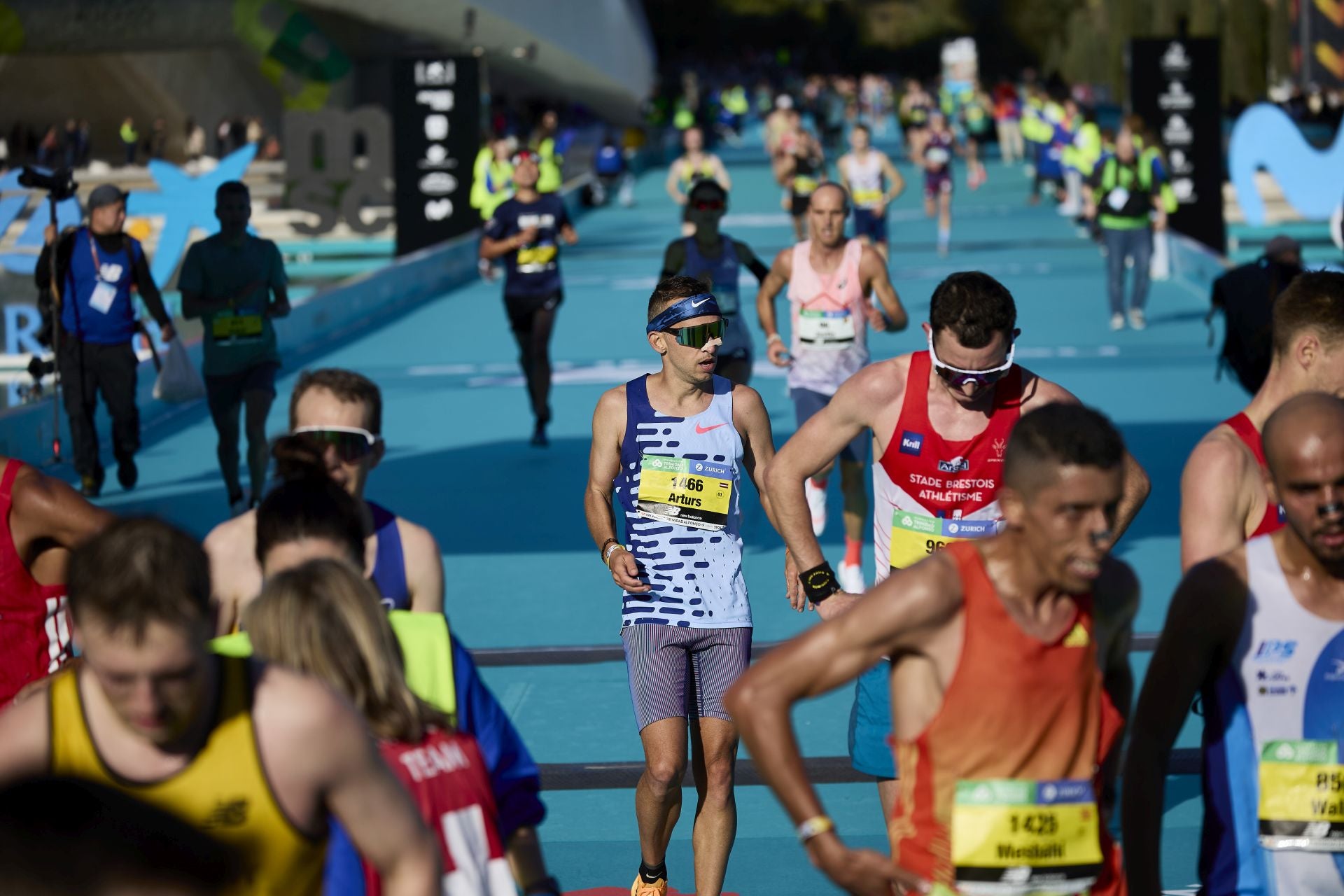 Búscate en el Maratón de Valencia 2025