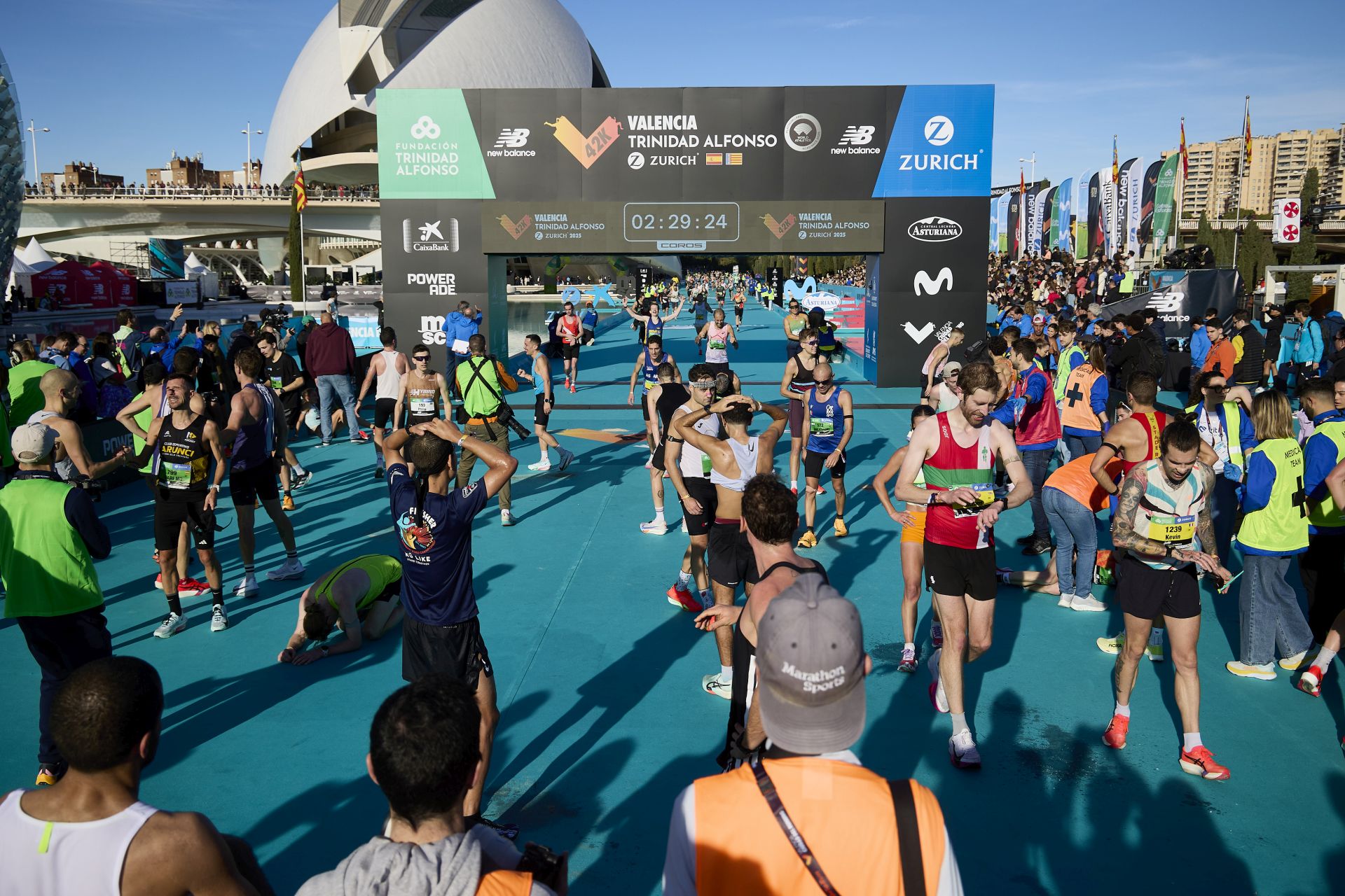 Búscate en el Maratón de Valencia 2025