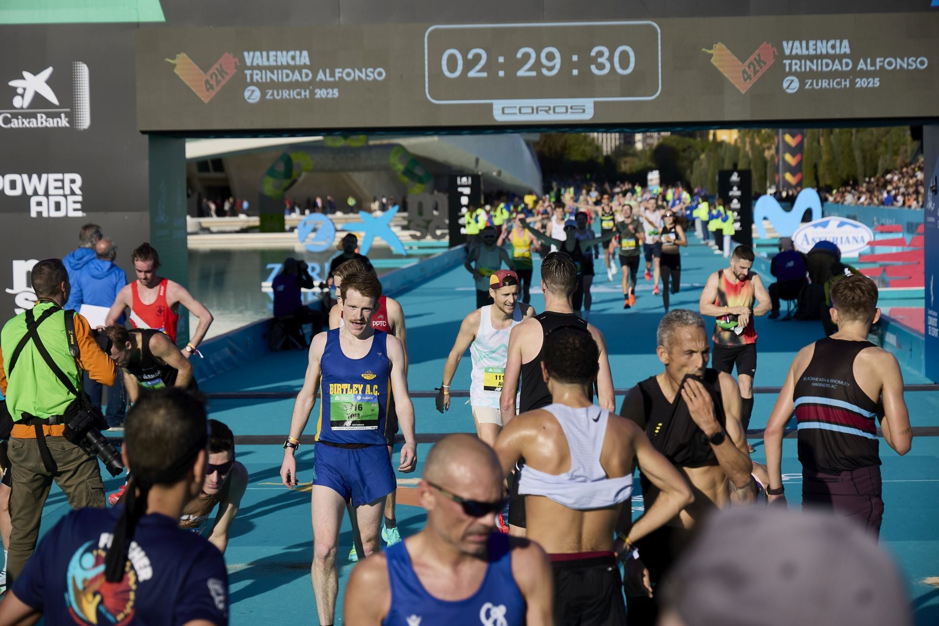 Búscate en el Maratón de Valencia 2025