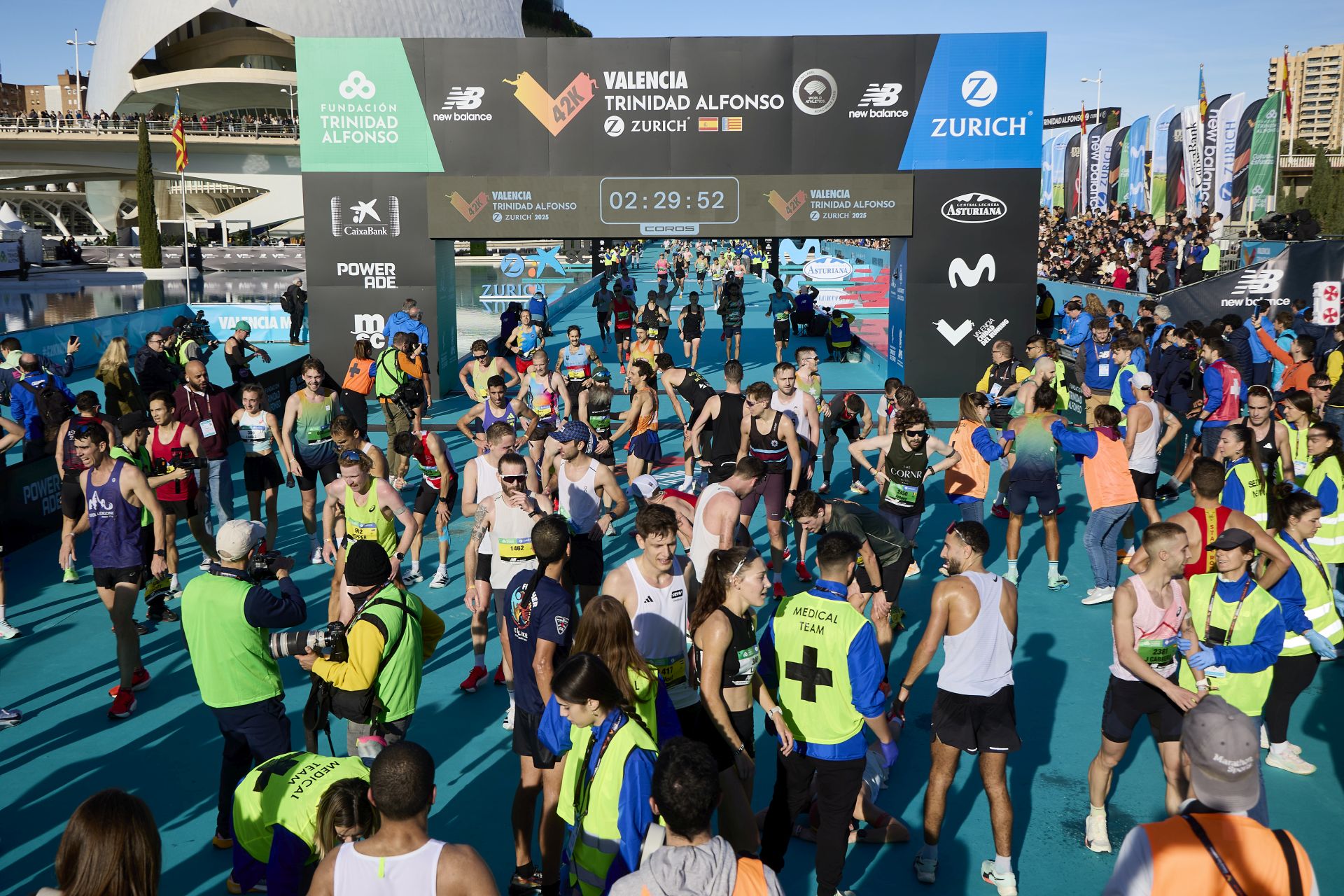 Búscate en el Maratón de Valencia 2025