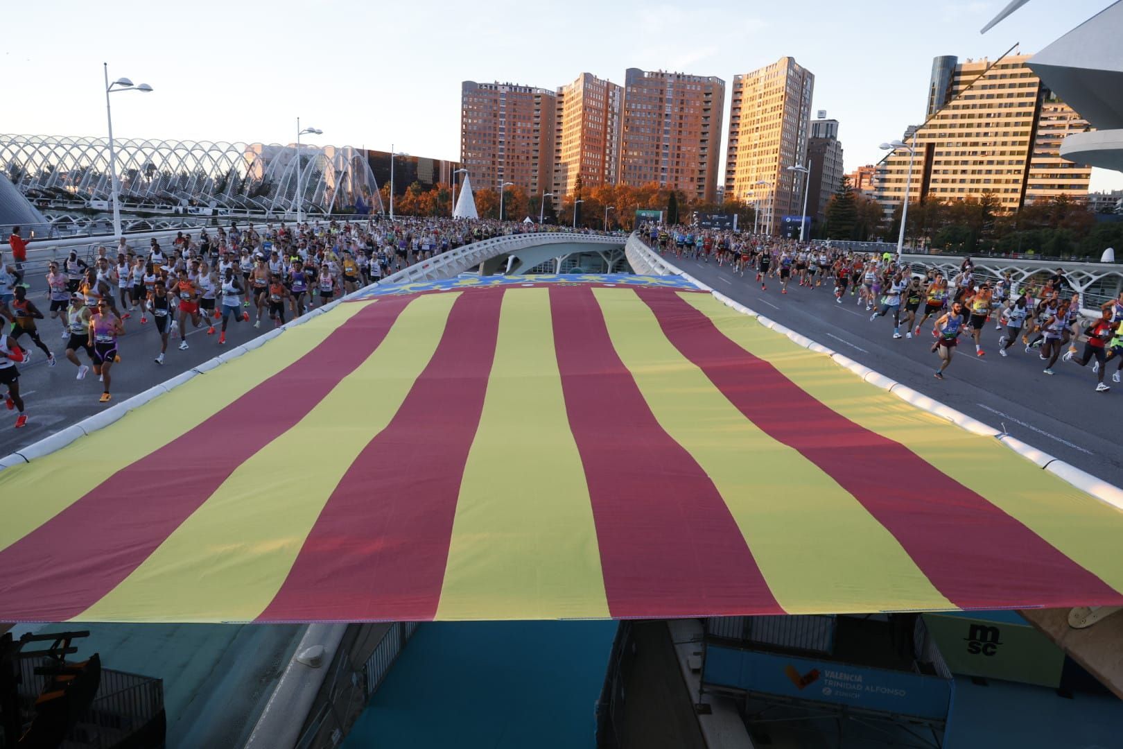 Fotos de la salida del Maratón de Valencia
