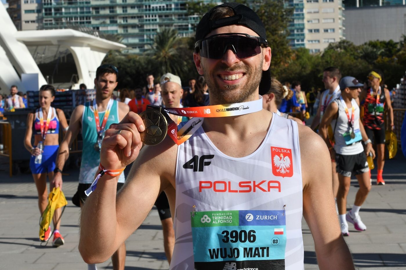 Búscate en el Maratón de Valencia 2025