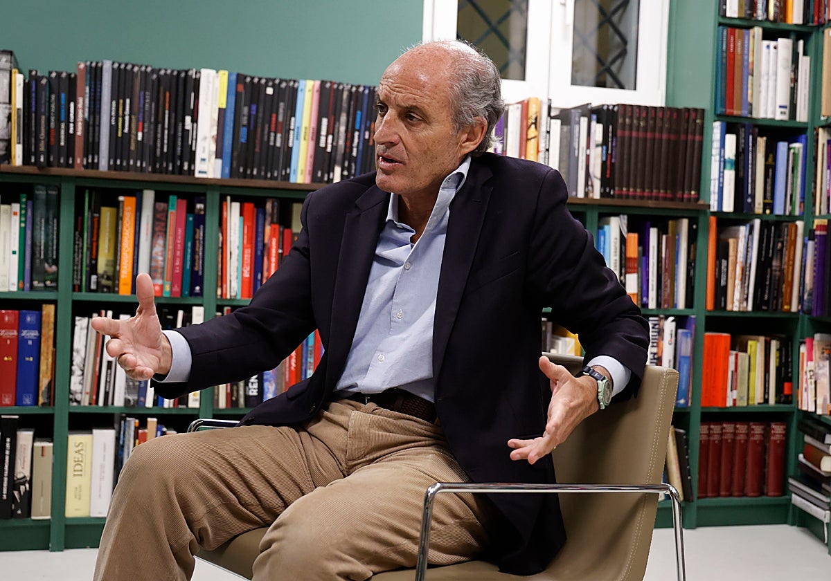 «Es imposible que cuando se hable de Camps se hable conflicto», afirma durante la entrevista