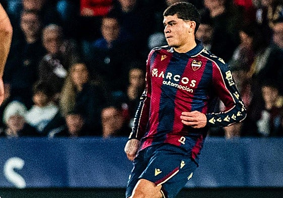 Alan Matturro, con el Levante.