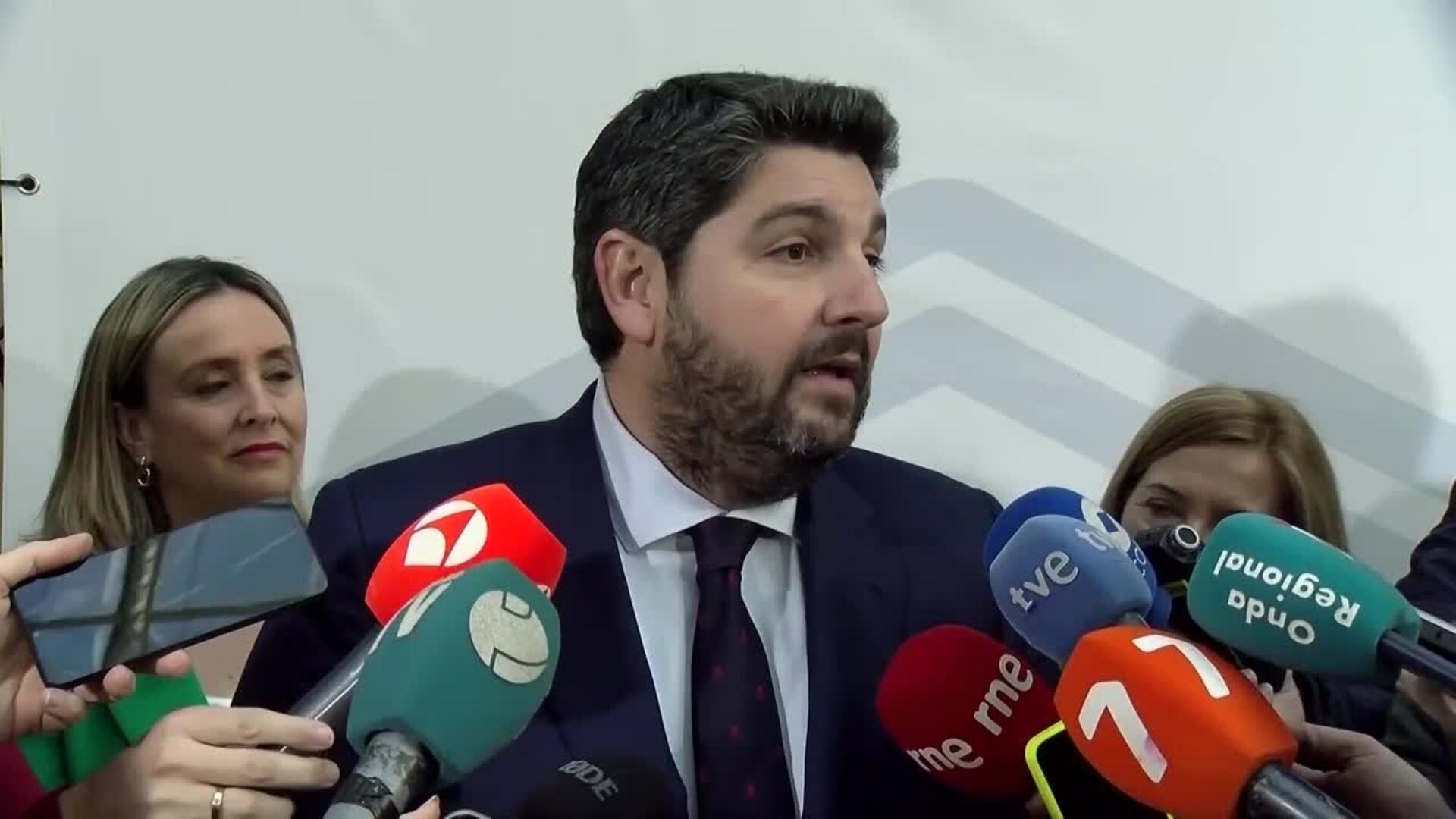 PP presenta ley de conciliación: "No deben escoger entre formar una familia y vida profesional"