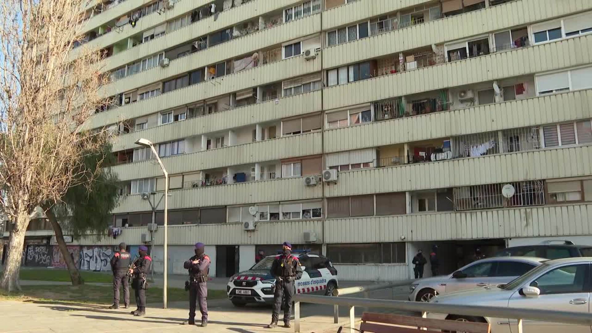 Nueve detenidos en La Mina de Sant Adrià de Besòs tras el tiroteo del 7 de enero