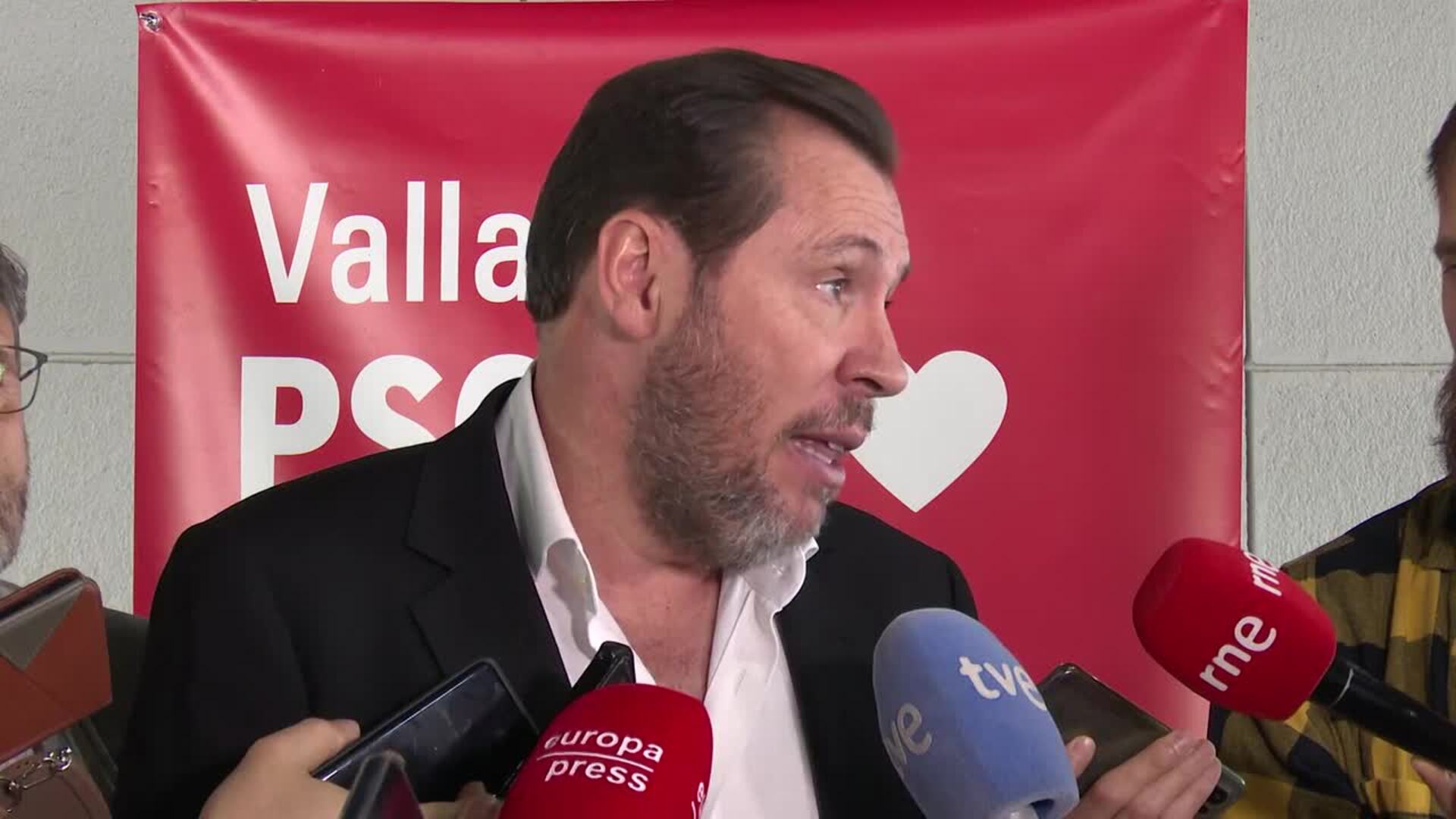 Puente resta peso a las diferencias dentro del Gobierno sobre el contrato de armamento